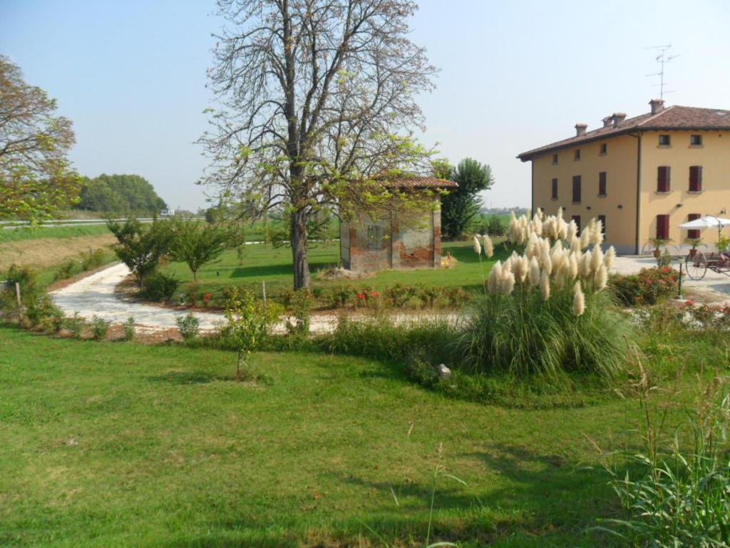 Agriturismo Al Navile Malalbergo Екстериор снимка
