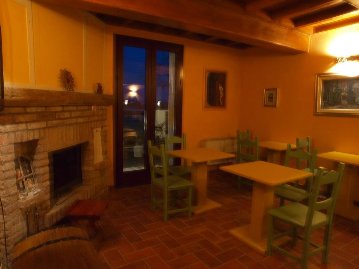 Agriturismo Al Navile Malalbergo Екстериор снимка