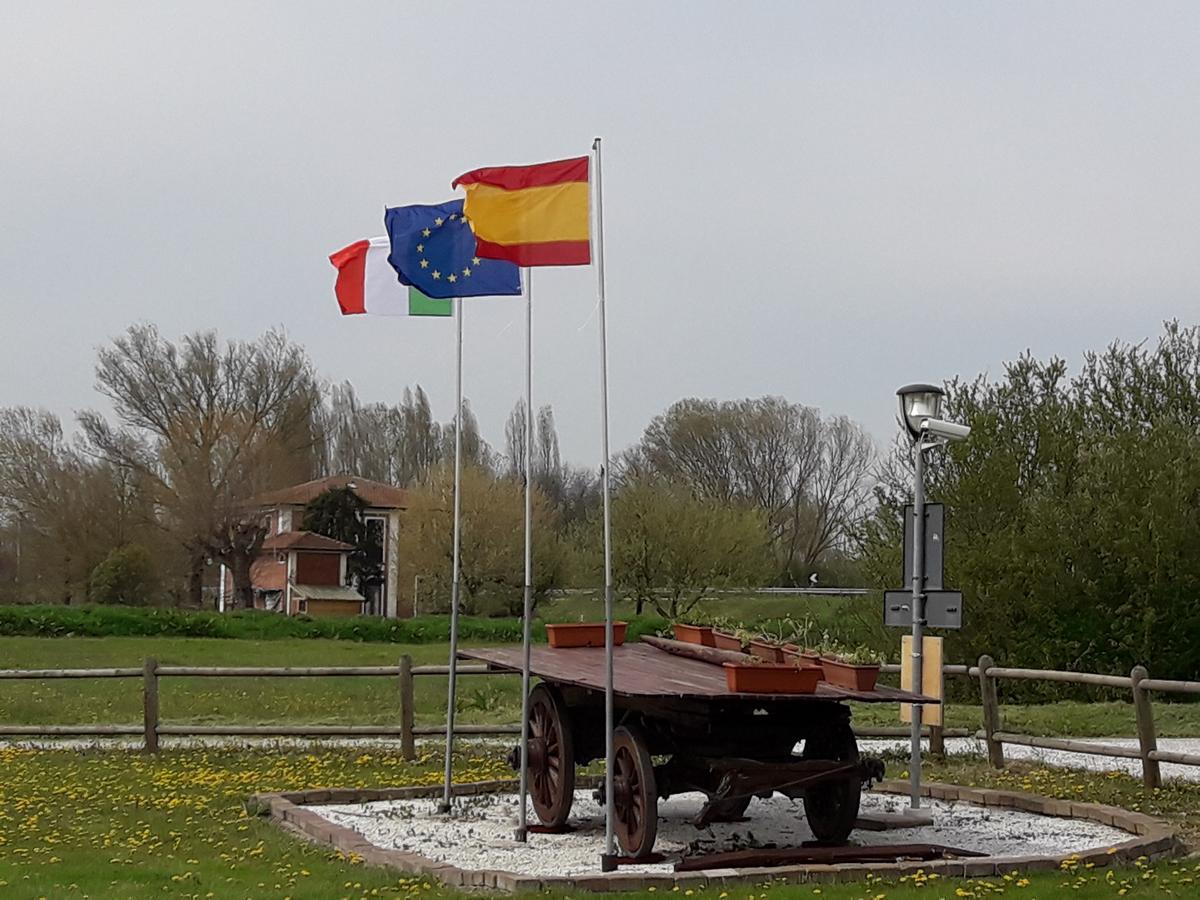 Agriturismo Al Navile Malalbergo Екстериор снимка