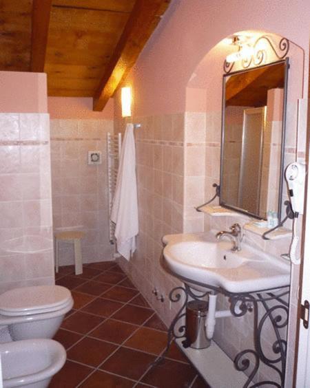 Agriturismo Al Navile Malalbergo Стая снимка