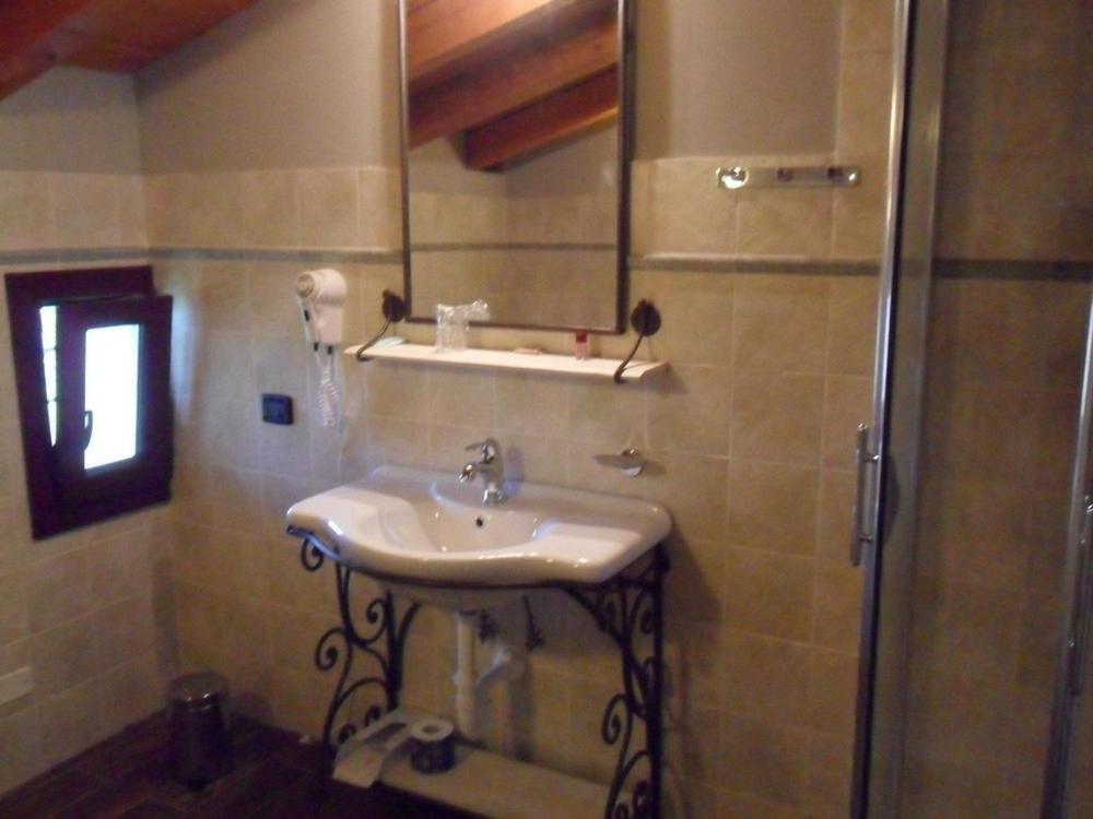 Agriturismo Al Navile Malalbergo Стая снимка